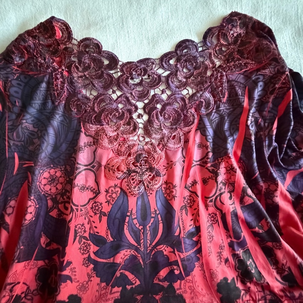 One World Tunic Top Womens Large Floral Crochet Rhinestone Boho V Neck Festival - Picture 6 of 12